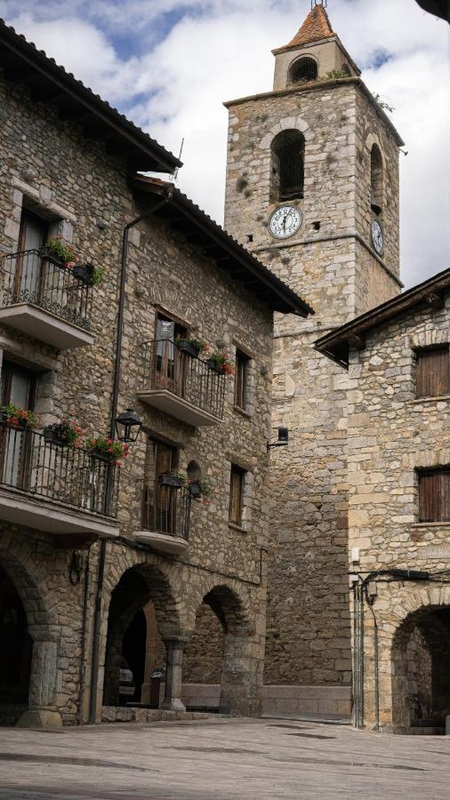 Atico Con Encanto En Bellver De Cerdanya Apartment Exterior photo